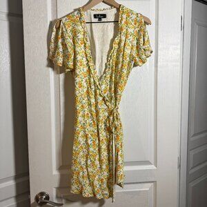 EUC - Lulu's Cream/Yellow/Orange Floral Wrap Dress - Size Small